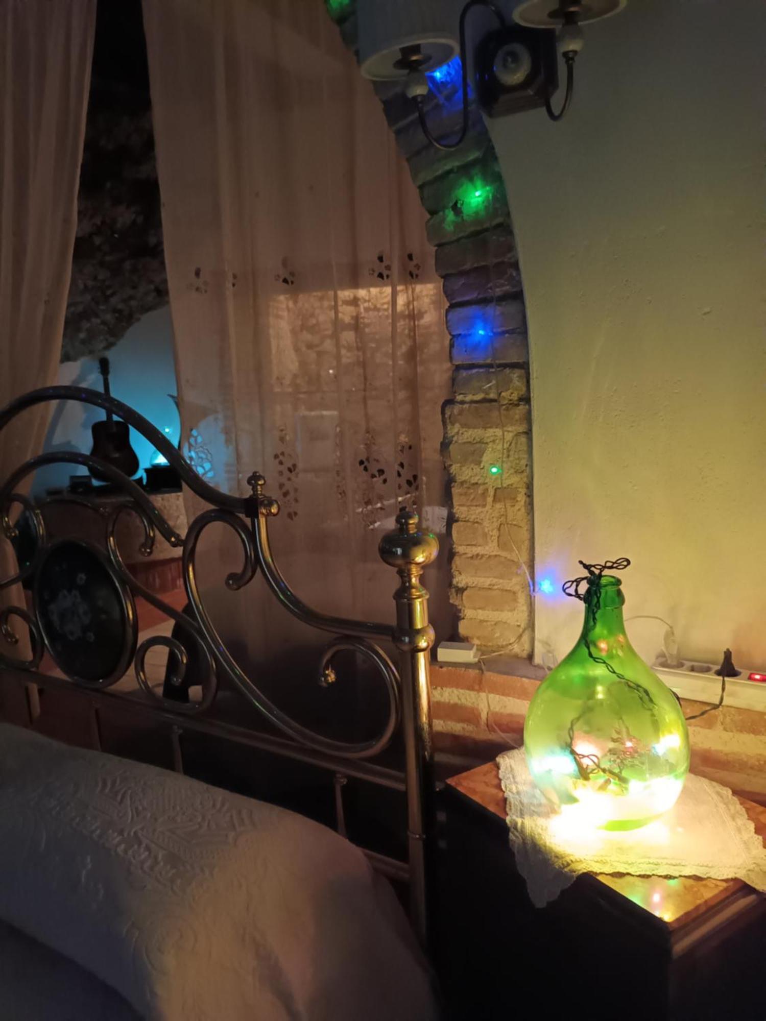 Al Cantinone Toffia Bagian luar foto