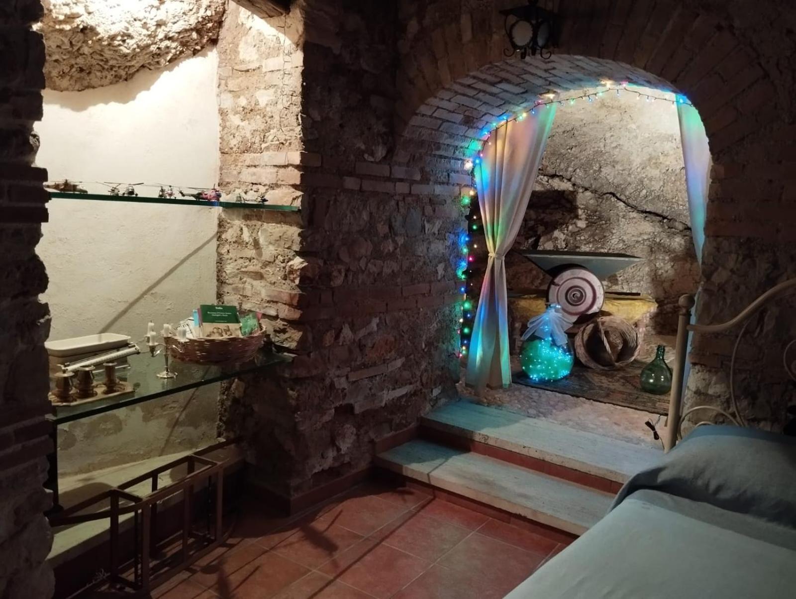 Al Cantinone Toffia Bagian luar foto