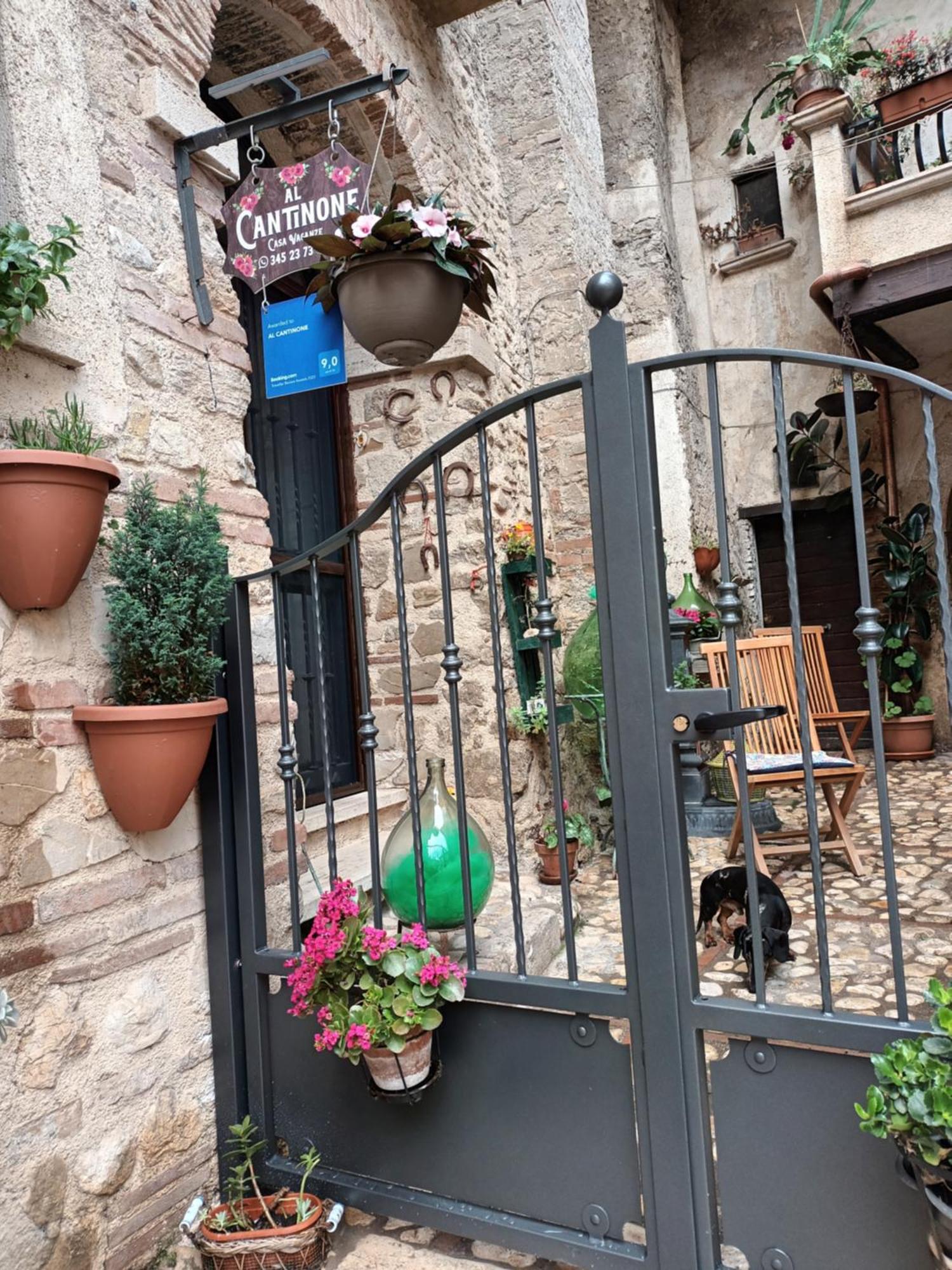 Al Cantinone Toffia Bagian luar foto